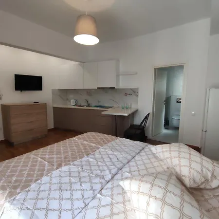 Apartment In The Heart Of Next To Monastyraki. Athens