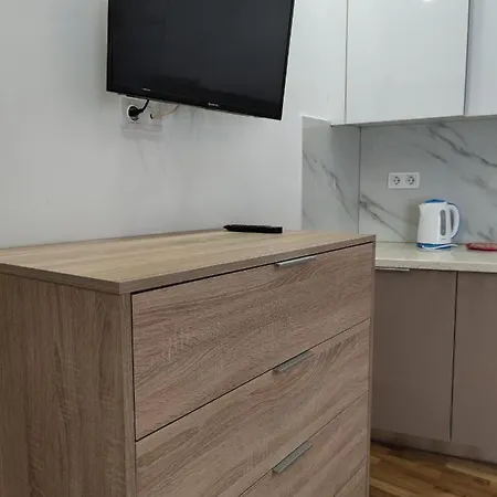 Apartment In The Heart Of Next To Monastyraki. *