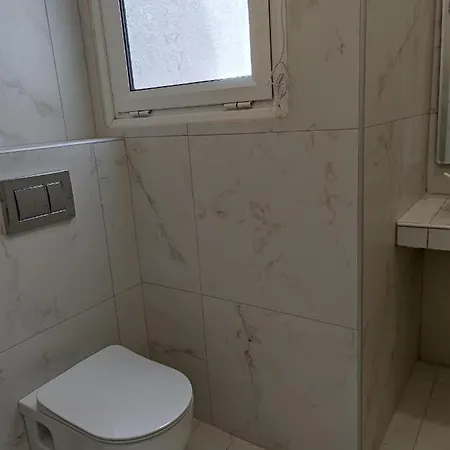 In The Heart Of Next To Monastyraki. Apartment