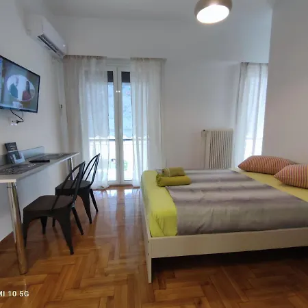 Apartment In The Heart Of Next To Monastyraki. Athens