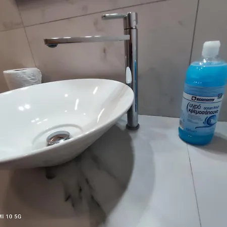 Apartment In The Heart Of Next To Monastyraki. Athens